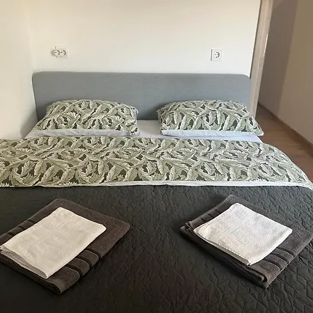 Apartament Stylish Three Bed