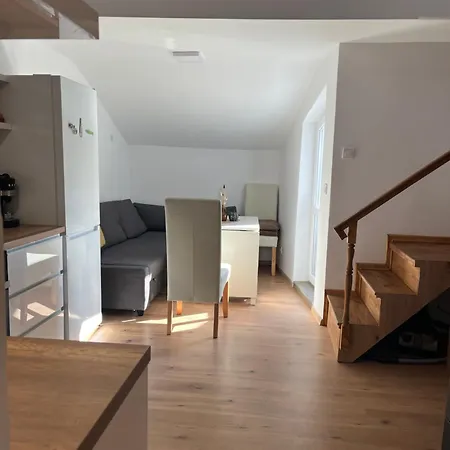 Stylish Three Bed Apartament