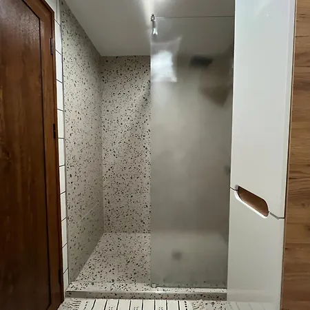 Apartament Stylish Three Bed