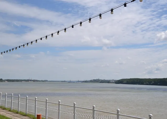 Stylish Three Bed Апартаменты