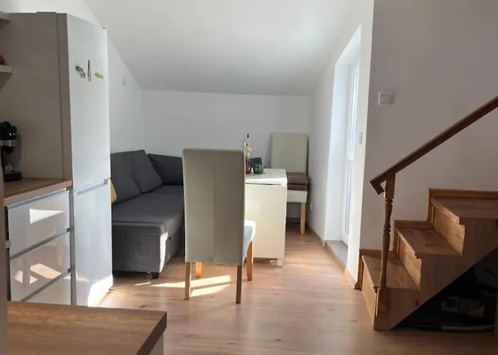 Stylish Three Bed Апартаменты