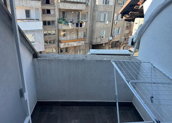 Stylish Three Bed Апартаменты Видин